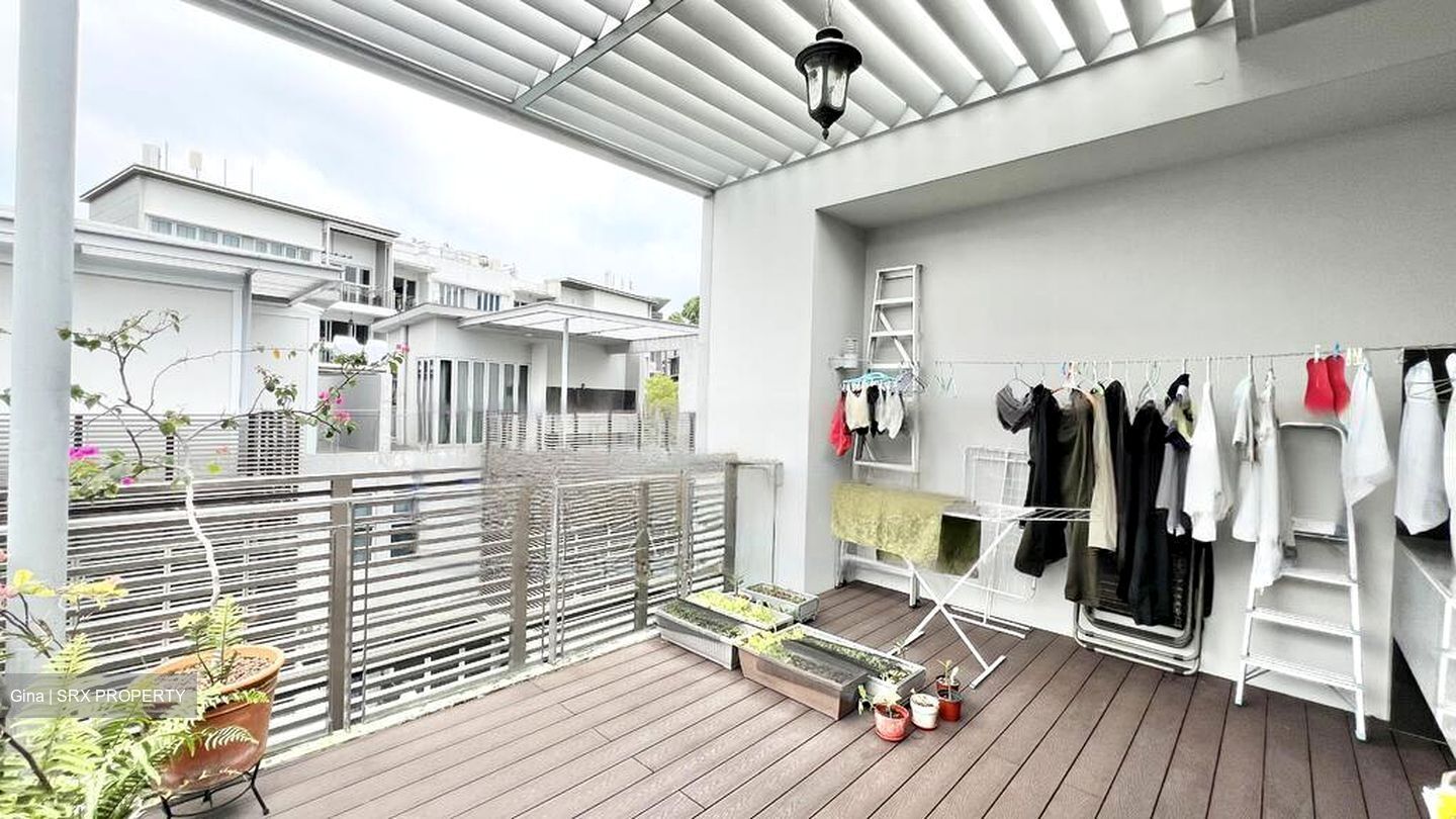 euHabitat (D14), Condominium #515022611